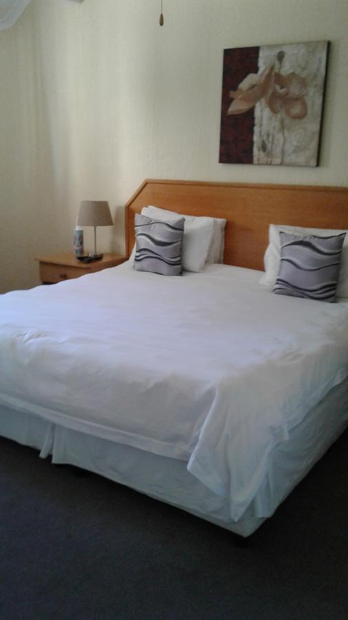 The Bedford View Guest House Germiston Exterior foto